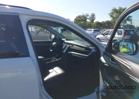 2022 Jeep Grand Cherokee L Limited 4X2 from USA, damaged, VIN 1C4RJJBG7N8630529